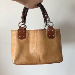 🎈FINAL REDUCTION 🎈Fossil genuine leather handbag